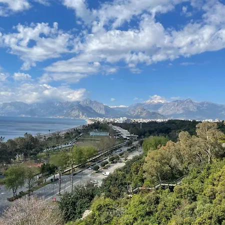Central Location , Modern Family , Near Sea Apartman